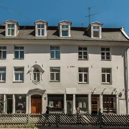 Old Town Black Apartment